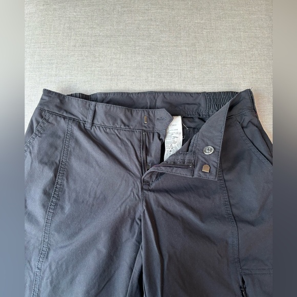 Kirkland Black Ladies Cargo/Utility Pants, Women's Size 4, Straight Leg - Picture 8 of 9